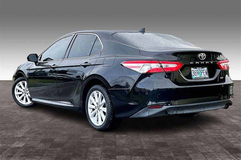 2019 Toyota Camry LE OR