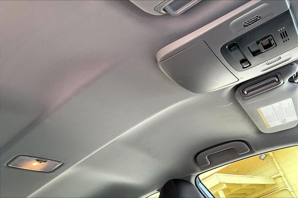 2019 Toyota Camry LE OR