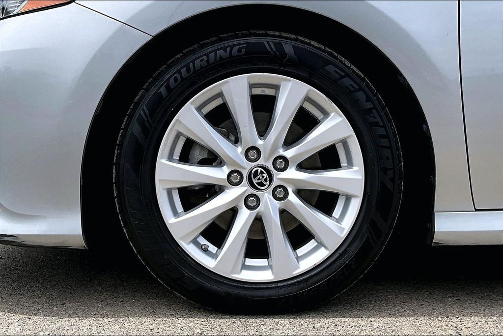 2019 Toyota Camry LE OR