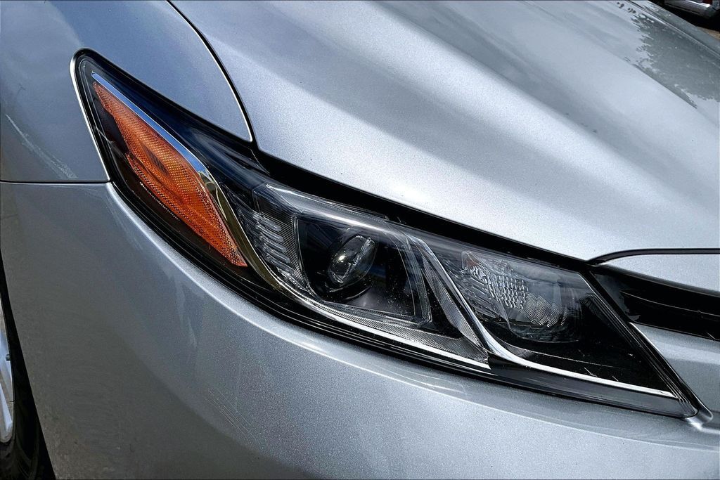 2019 Toyota Camry LE OR