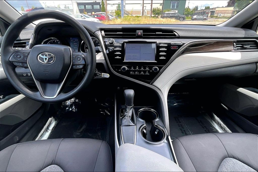 2019 Toyota Camry LE OR