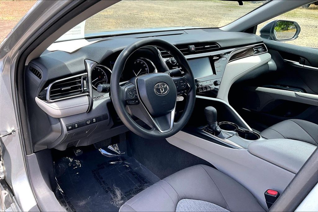 2019 Toyota Camry LE OR
