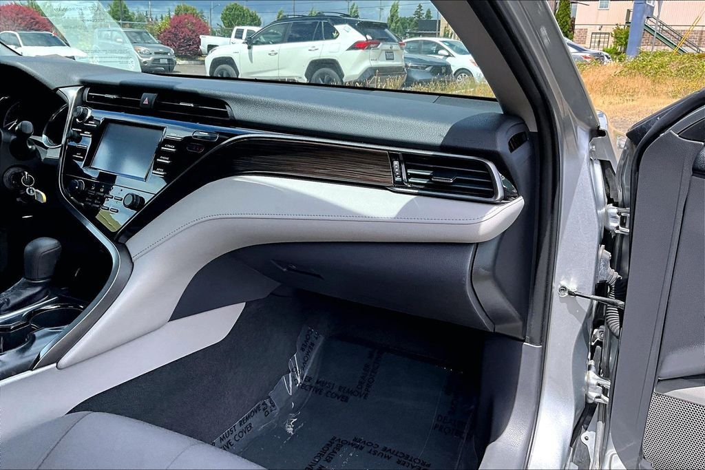 2019 Toyota Camry LE OR