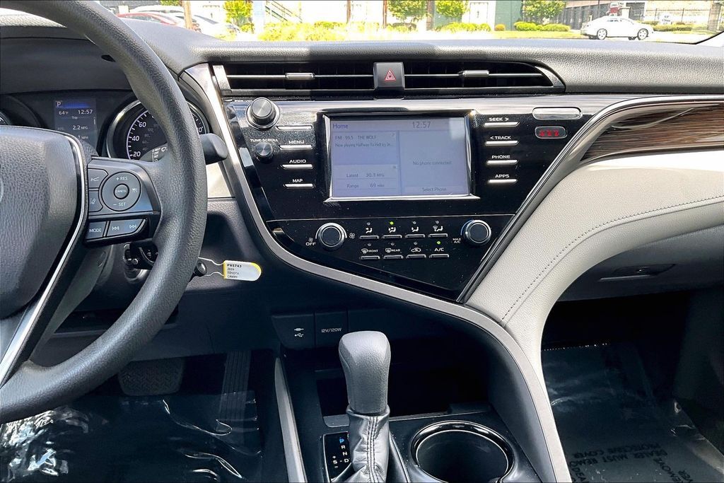 2019 Toyota Camry LE OR