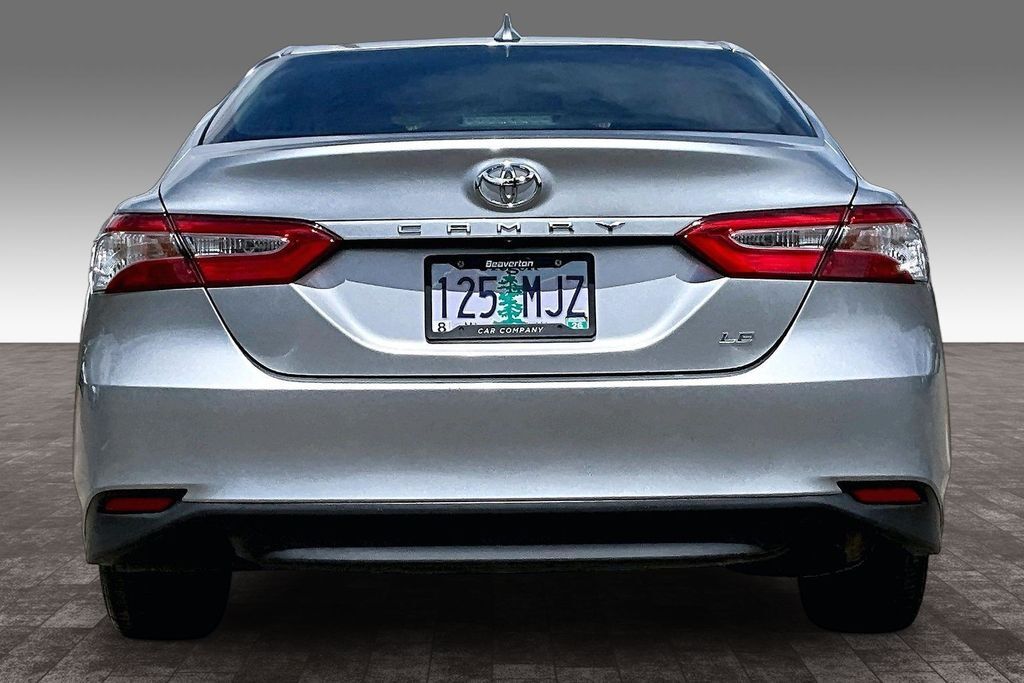 2019 Toyota Camry LE OR