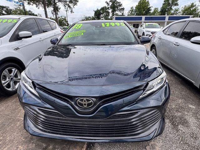 2019 Toyota Camry LE