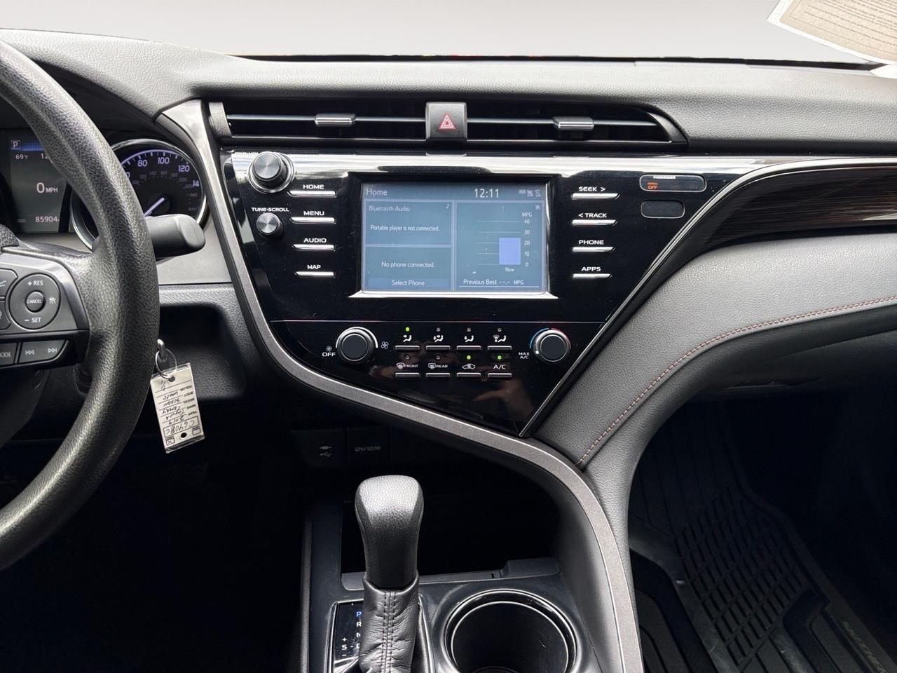 2019 Toyota Camry LE, REAR SPOILER, BACKUP CAMERA WITH PARKING SENSORS, PRE COLLISION ALERT, LANE DEPARTURE, APPLE CARPLAY/ANDROID AUTO, TINTED WINDOWS, LOW MILES, CLEAN CARFAX, COME TEST DRIVE THIS CAMRY TODAY! Virginia Beach VA