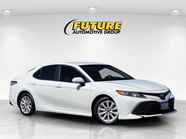 2019 Toyota Camry LE