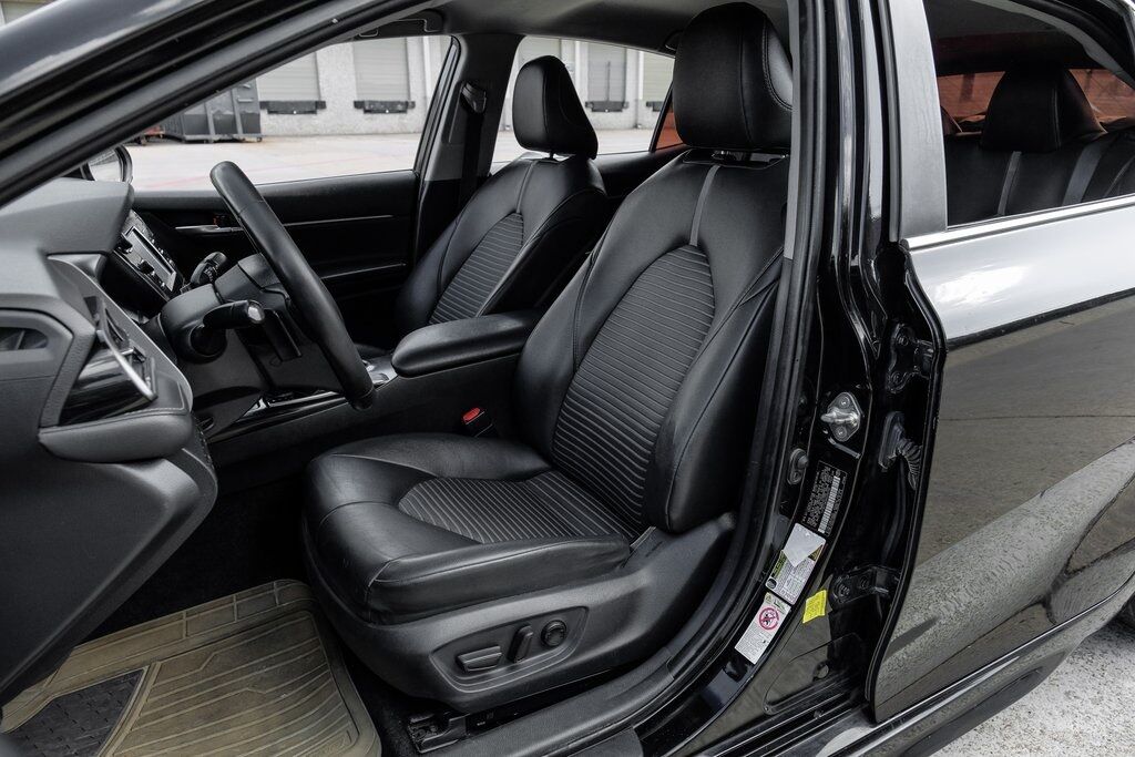 2019 Toyota Camry SE Carrollton TX