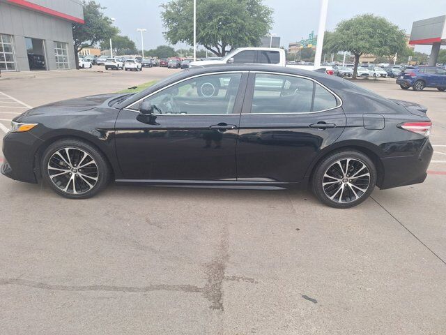 2019 Toyota Camry SE Hurst TX