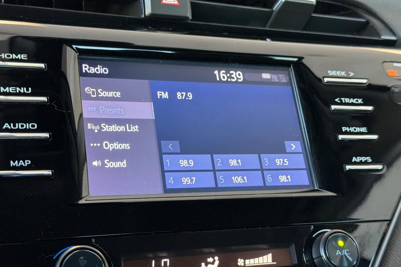2019 Toyota Camry SE Roseville CA