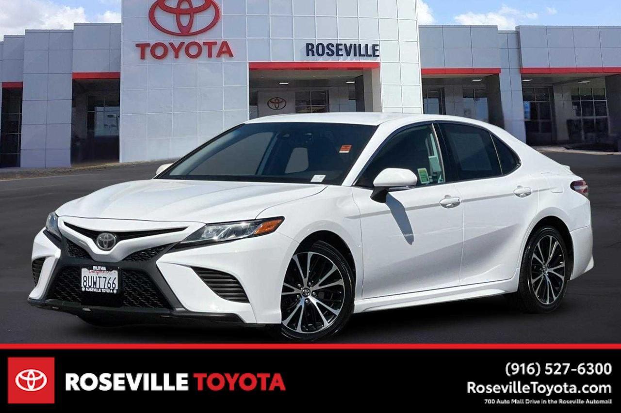 2019 Toyota Camry SE