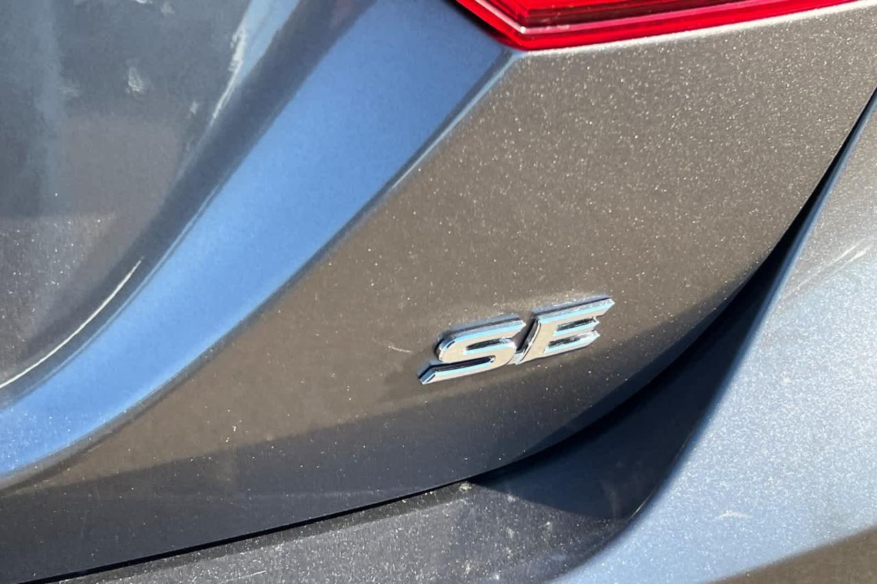 2019 Toyota Camry SE Roseville CA