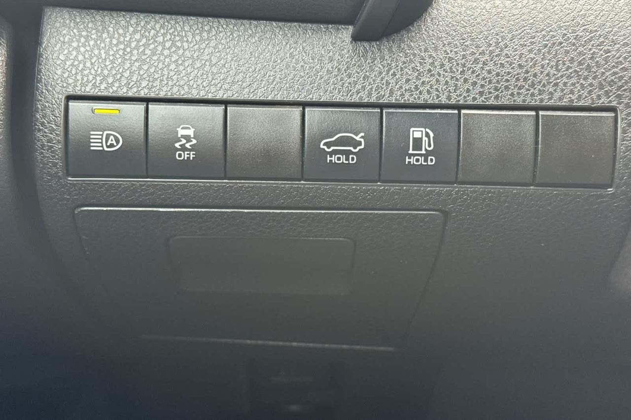 2019 Toyota Camry SE Roseville CA