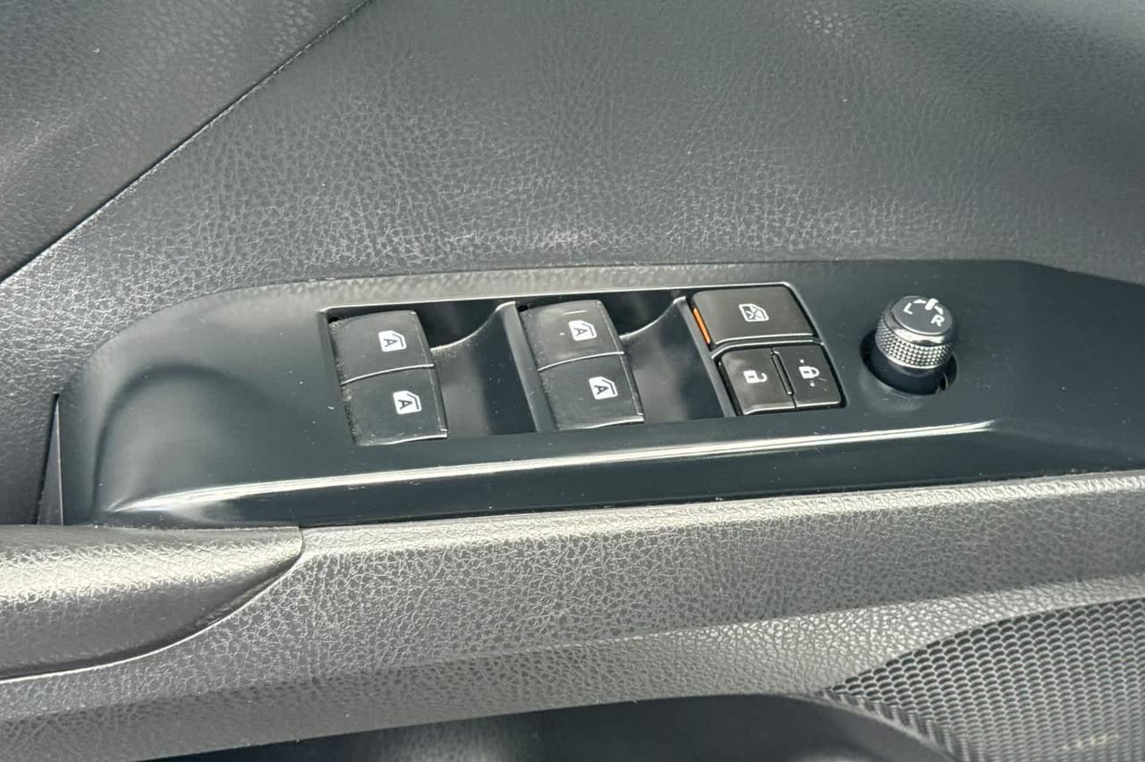 2019 Toyota Camry SE Roseville CA