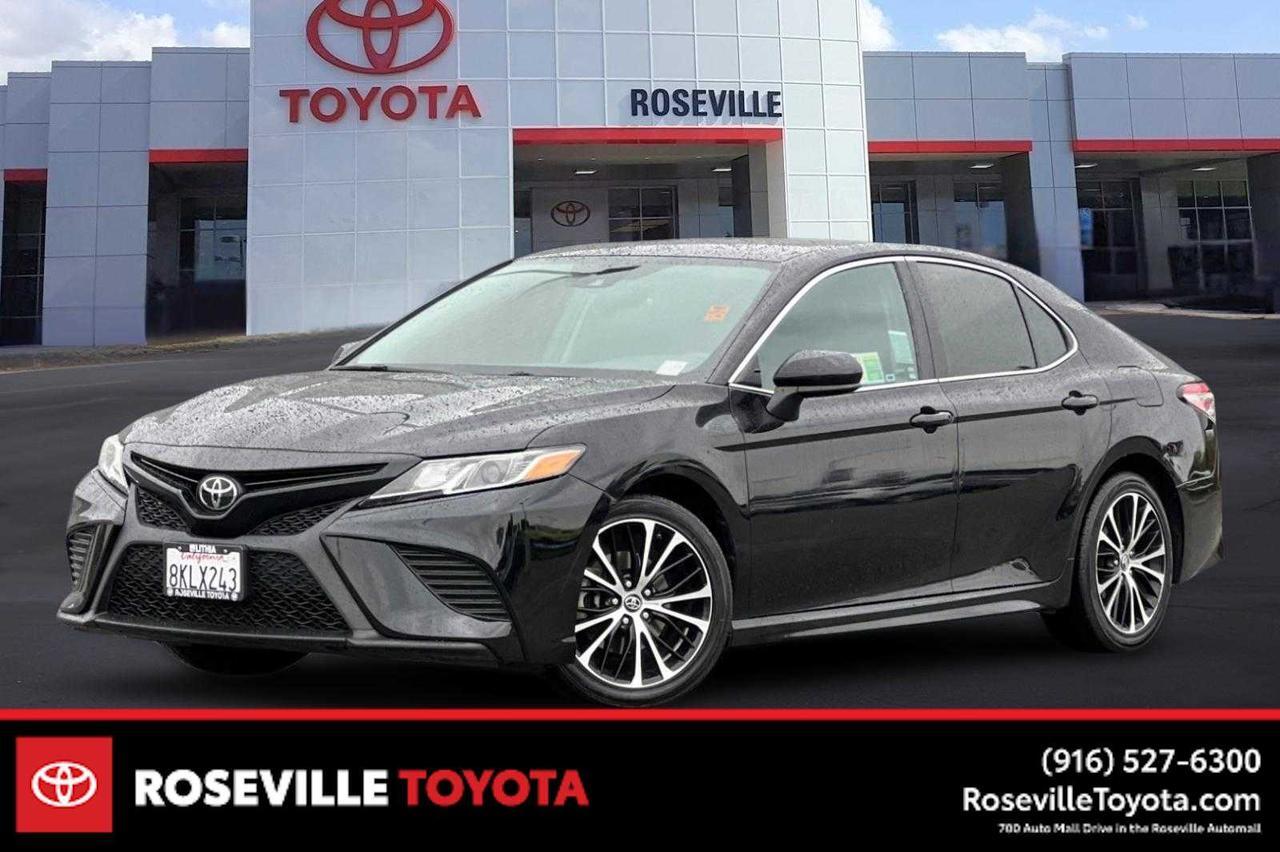 2019 Toyota Camry SE