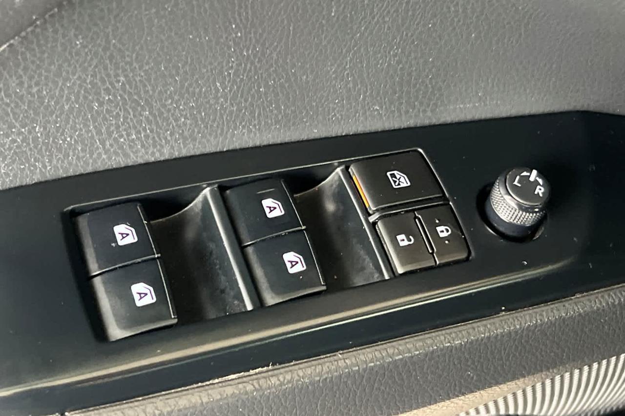 2019 Toyota Camry SE Roseville CA