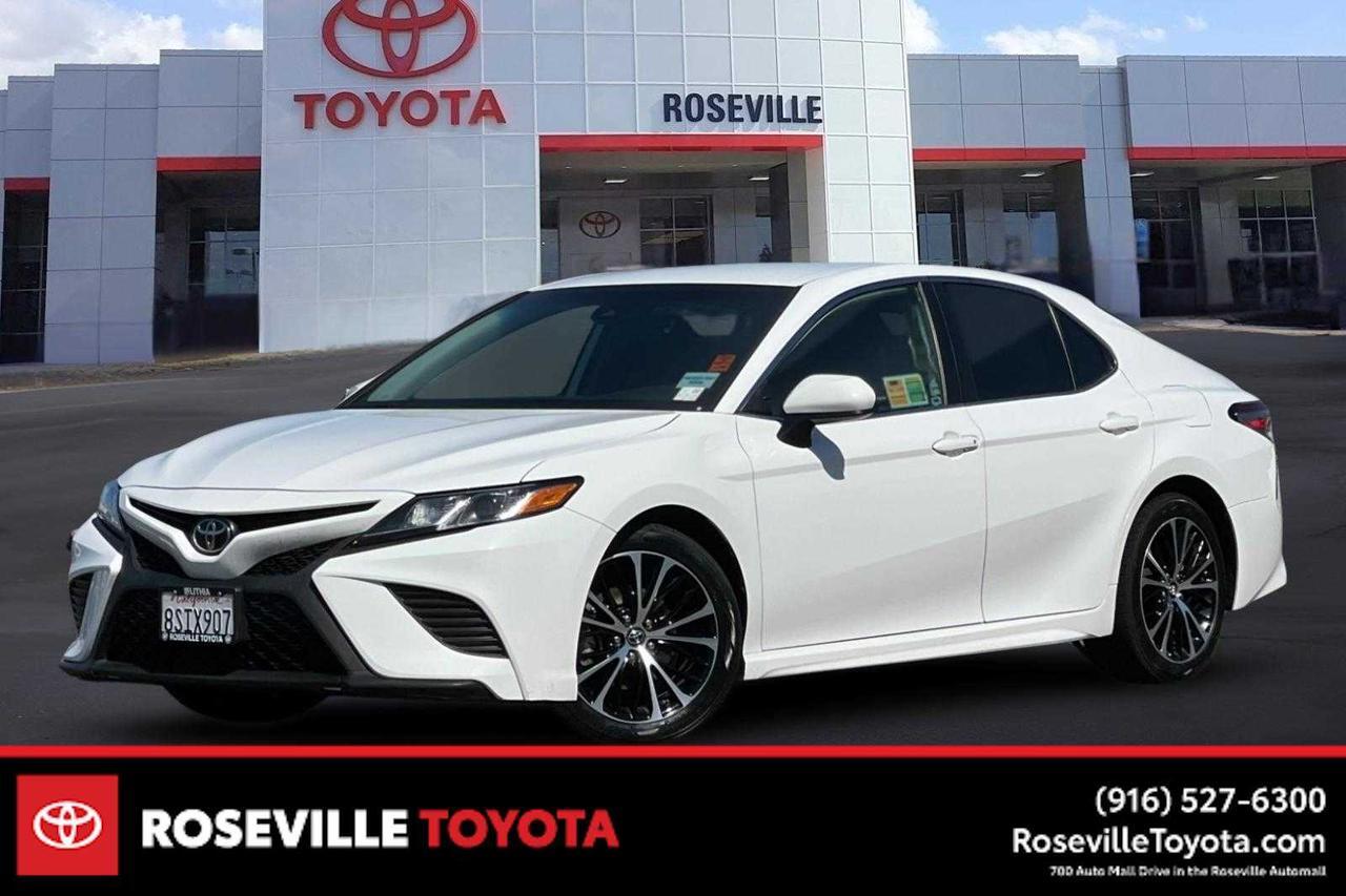 2019 Toyota Camry SE