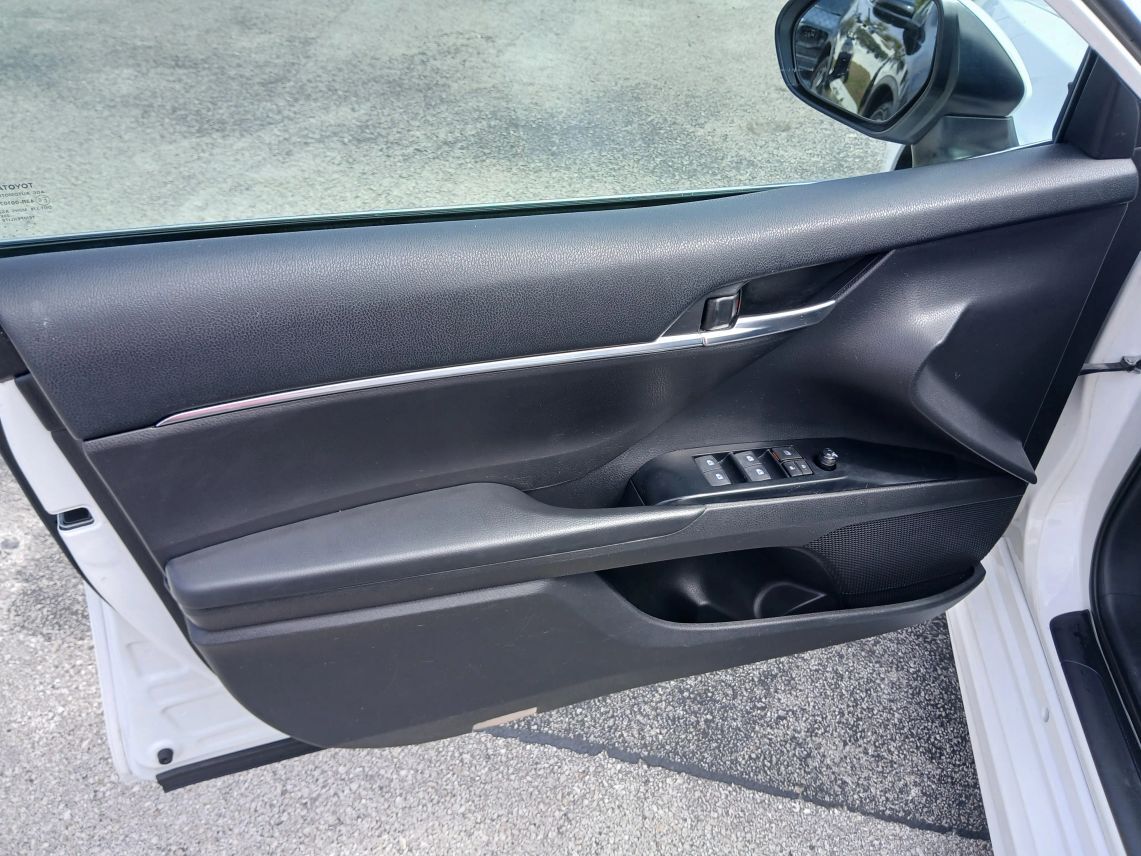 2019 Toyota Camry SE Sedan 4D Maitland FL