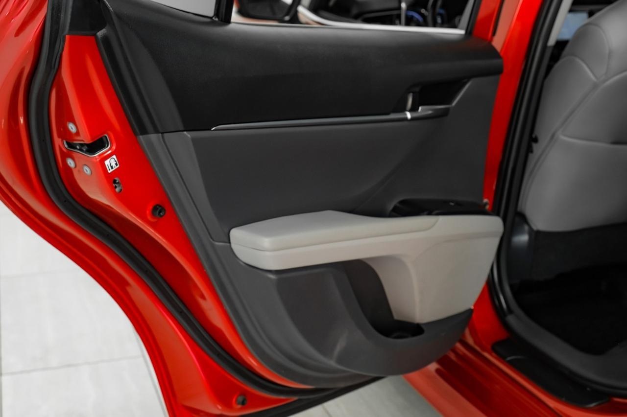 2019 Toyota Camry SE TOYOTA SAFETY SENSE LEATHER/CLOTH SEATS REAR CAMERA POWER DRIVER SEAT Carrollton TX