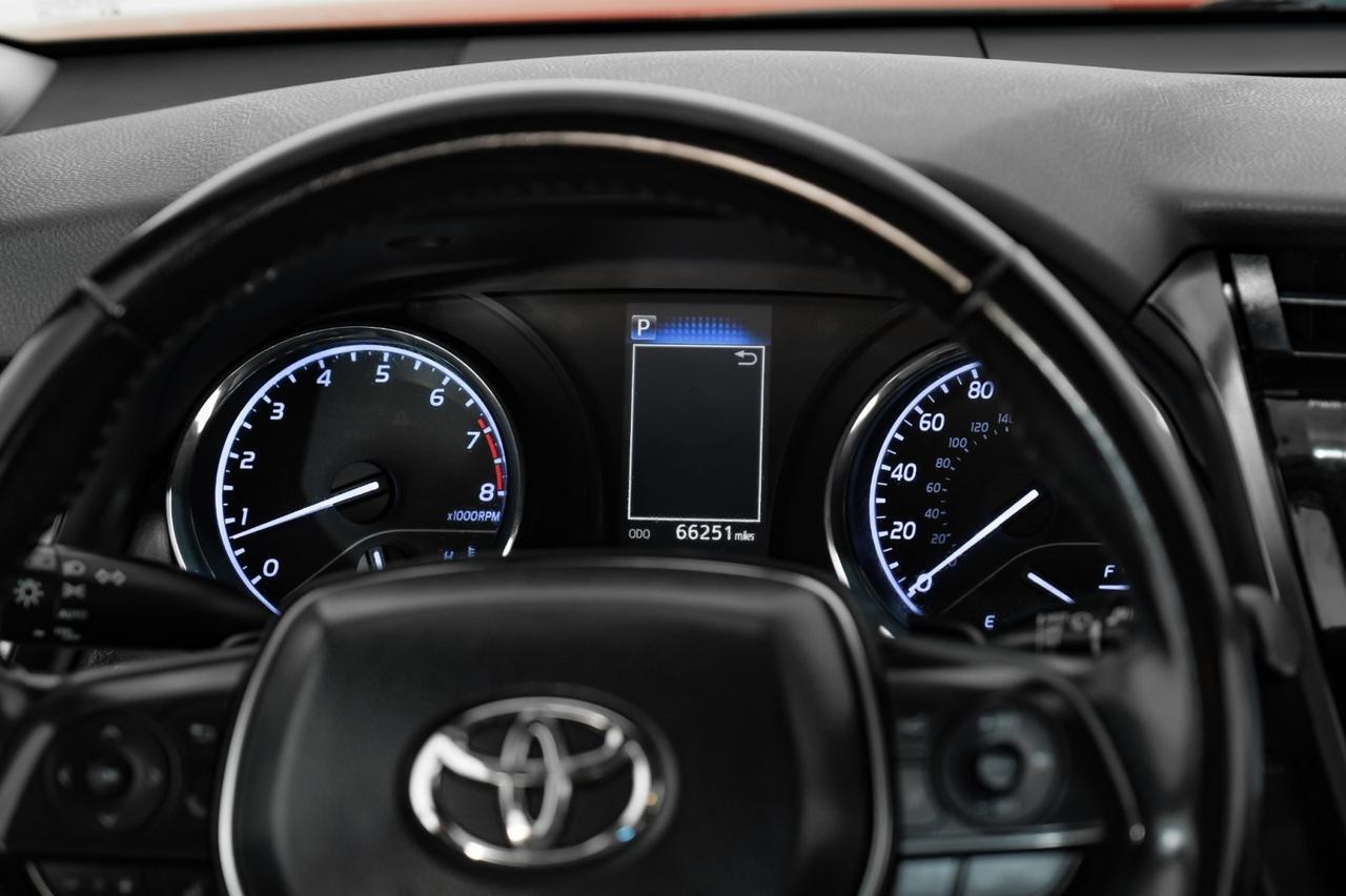 2019 Toyota Camry SE TOYOTA SAFETY SENSE LEATHER/CLOTH SEATS REAR CAMERA POWER DRIVER SEAT Carrollton TX