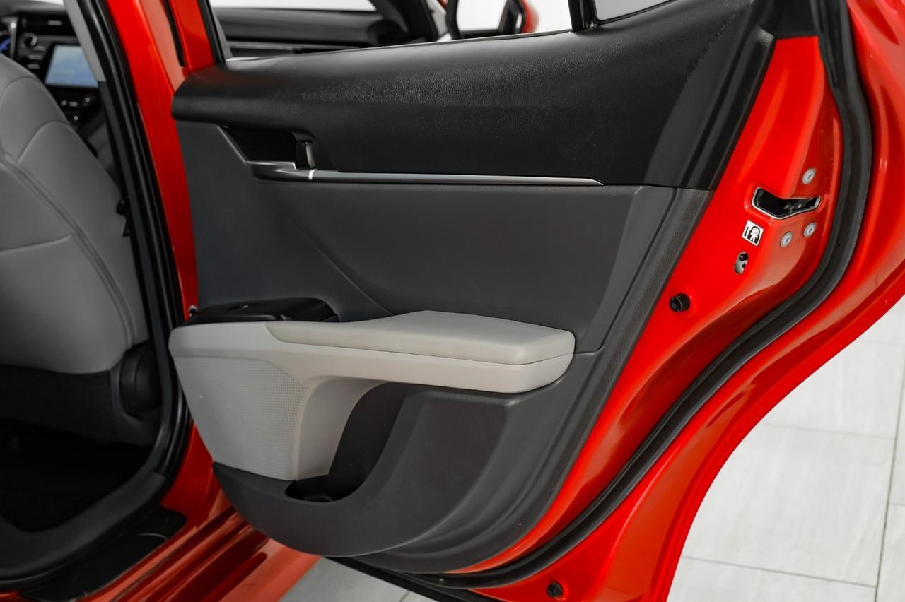 2019 Toyota Camry SE TOYOTA SAFETY SENSE LEATHER/CLOTH SEATS REAR CAMERA POWER DRIVER SEAT Carrollton TX