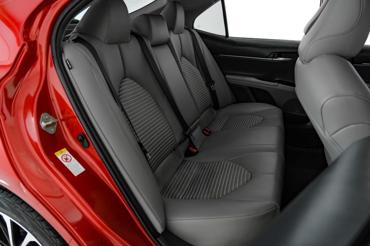 2019 Toyota Camry SE TOYOTA SAFETY SENSE LEATHER/CLOTH SEATS REAR CAMERA POWER DRIVER SEAT Carrollton TX