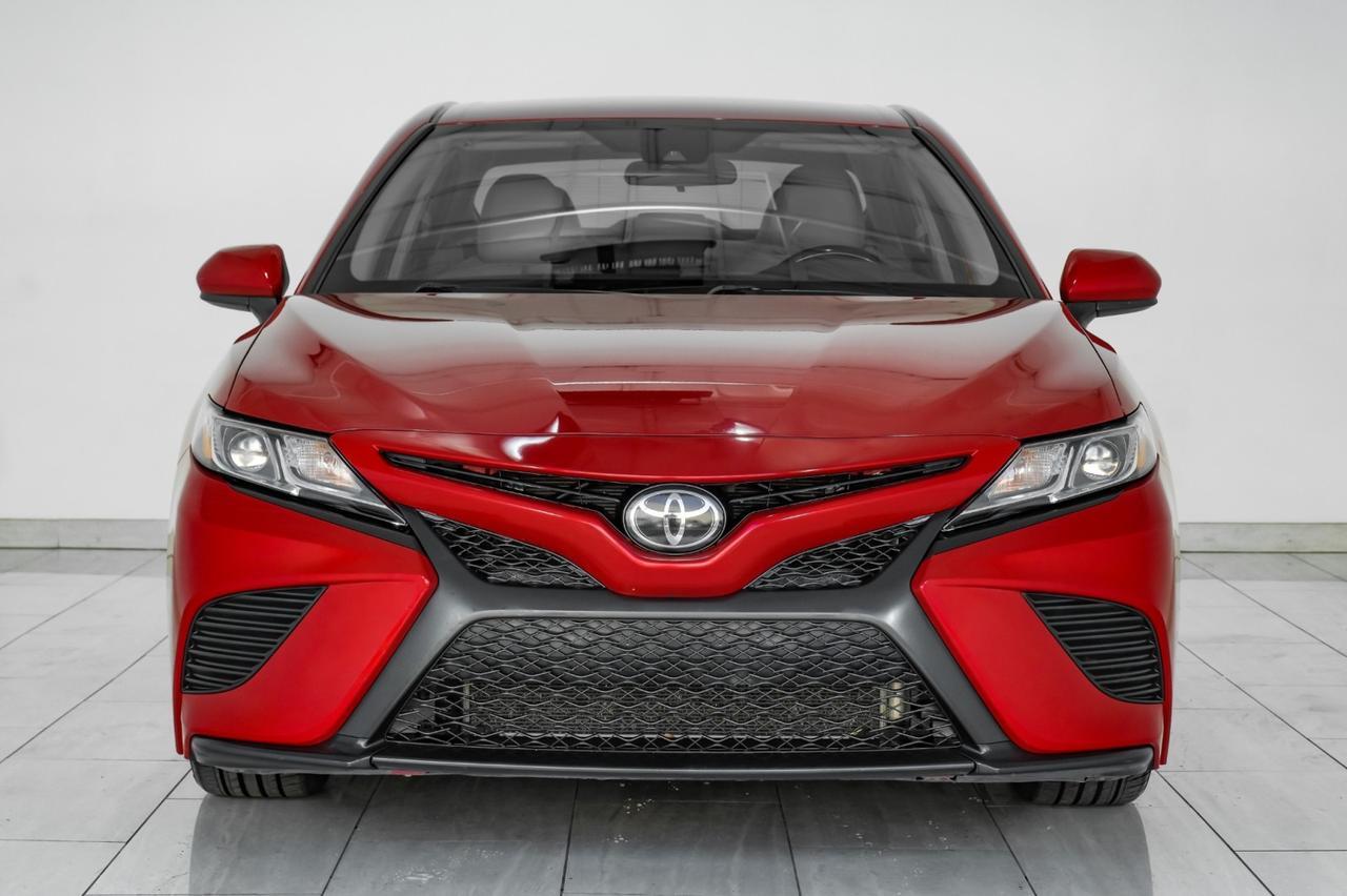 2019 Toyota Camry SE TOYOTA SAFETY SENSE LEATHER/CLOTH SEATS REAR CAMERA POWER DRIVER SEAT