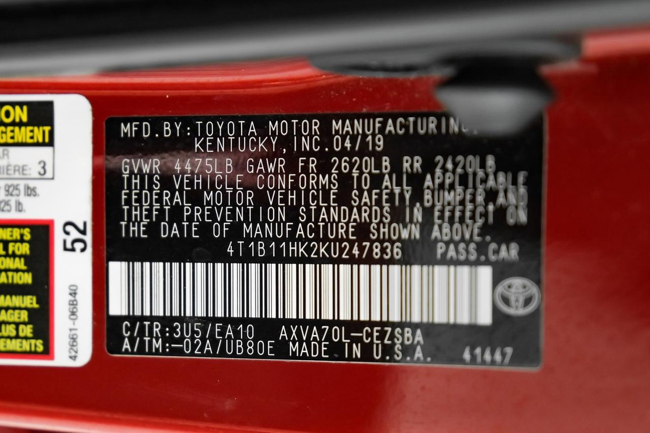 2019 Toyota Camry SE TOYOTA SAFETY SENSE LEATHER/CLOTH SEATS REAR CAMERA POWER DRIVER SEAT Carrollton TX