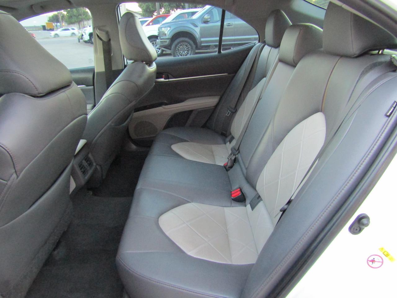 2019 Toyota Camry XLE V6 Auto (Natl) Grand Prairie TX