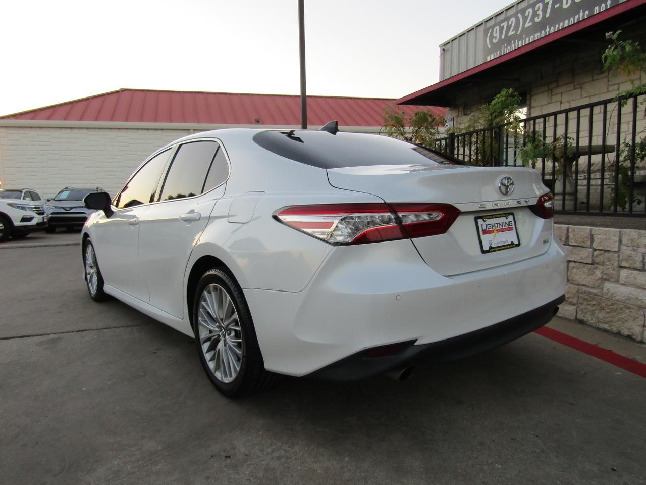 2019 Toyota Camry XLE V6 Auto (Natl) Grand Prairie TX