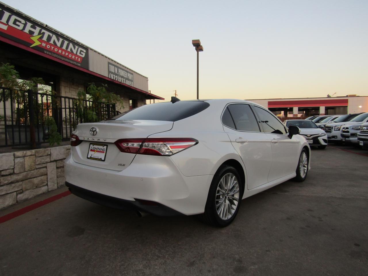 2019 Toyota Camry XLE V6 Auto (Natl) Grand Prairie TX