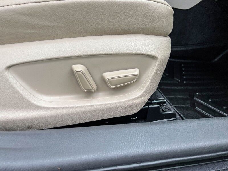 2019 Toyota Camry XLE Wilmington NC