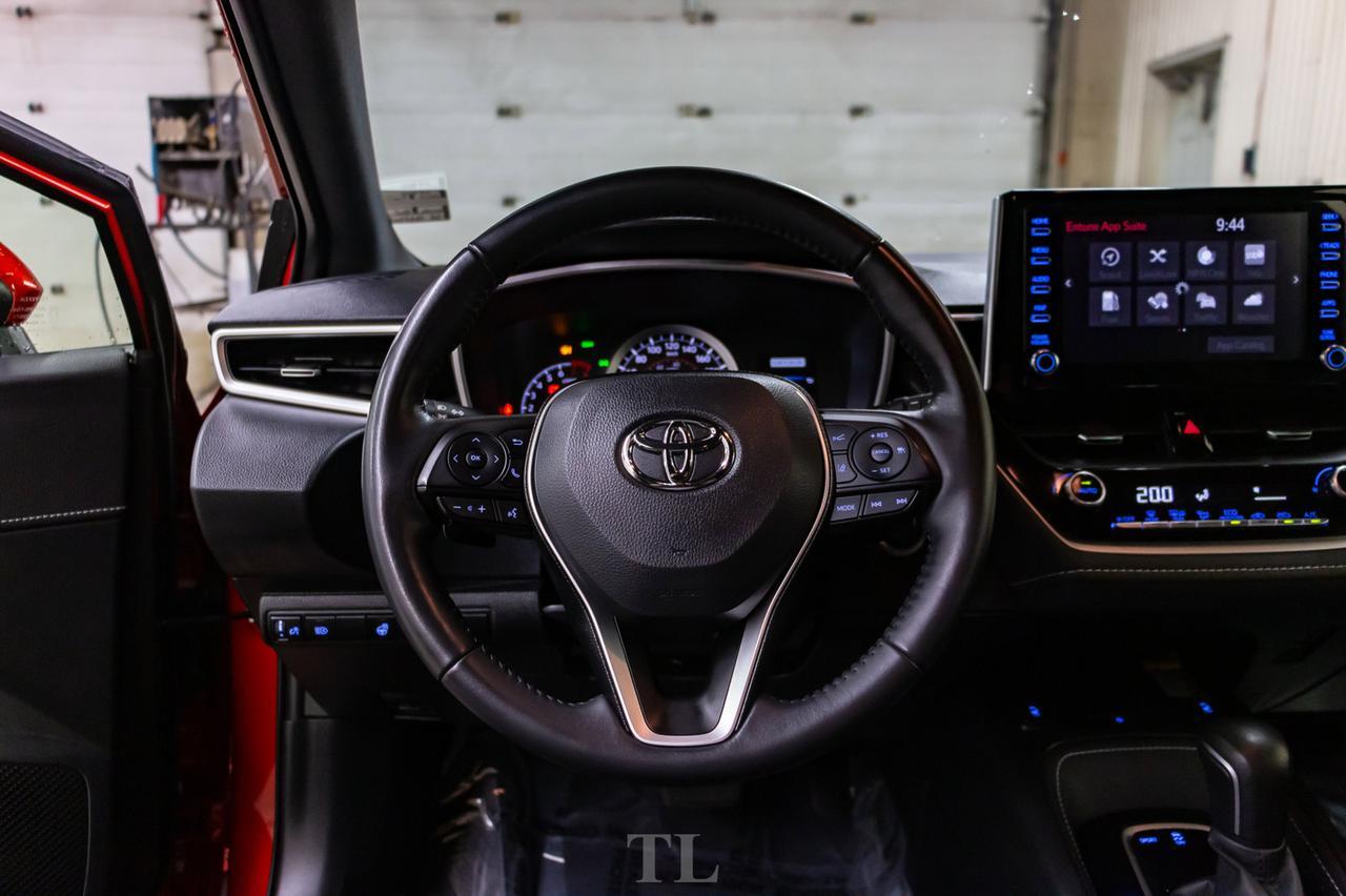 2019 Toyota Corolla SE Hatchback BCam Bluetooth Red Deer AB