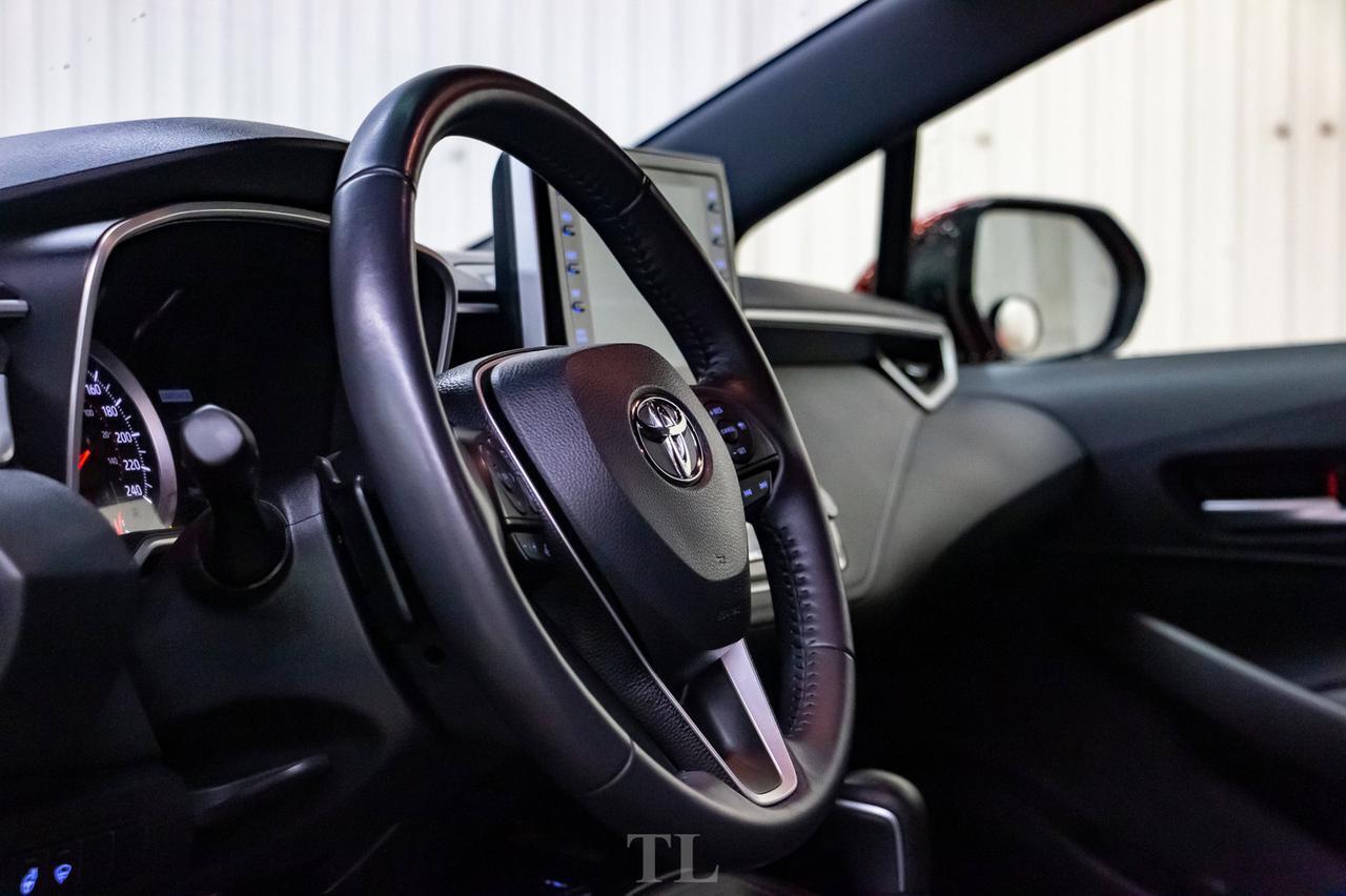 2019 Toyota Corolla SE Hatchback BCam Bluetooth Red Deer AB