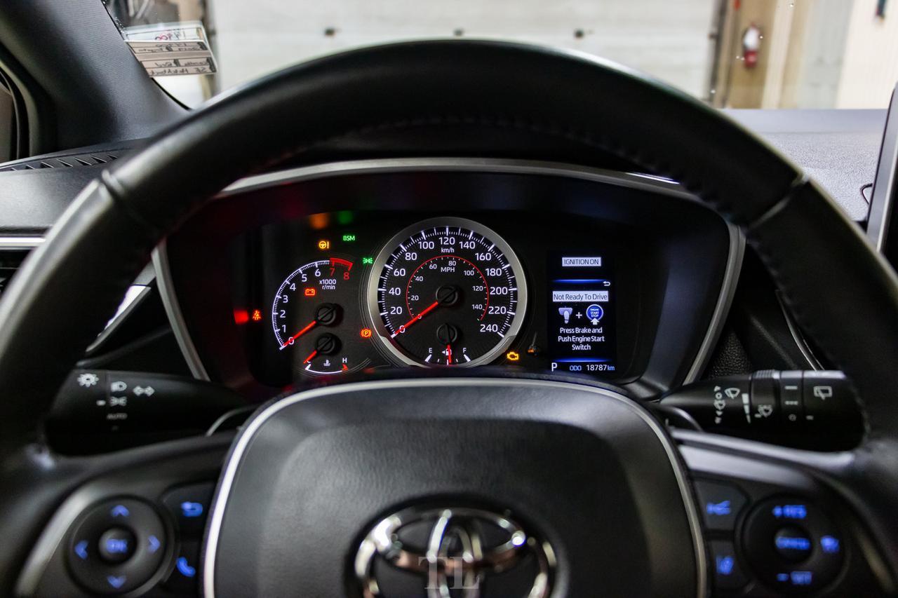 2019 Toyota Corolla SE Hatchback BCam Bluetooth Red Deer AB
