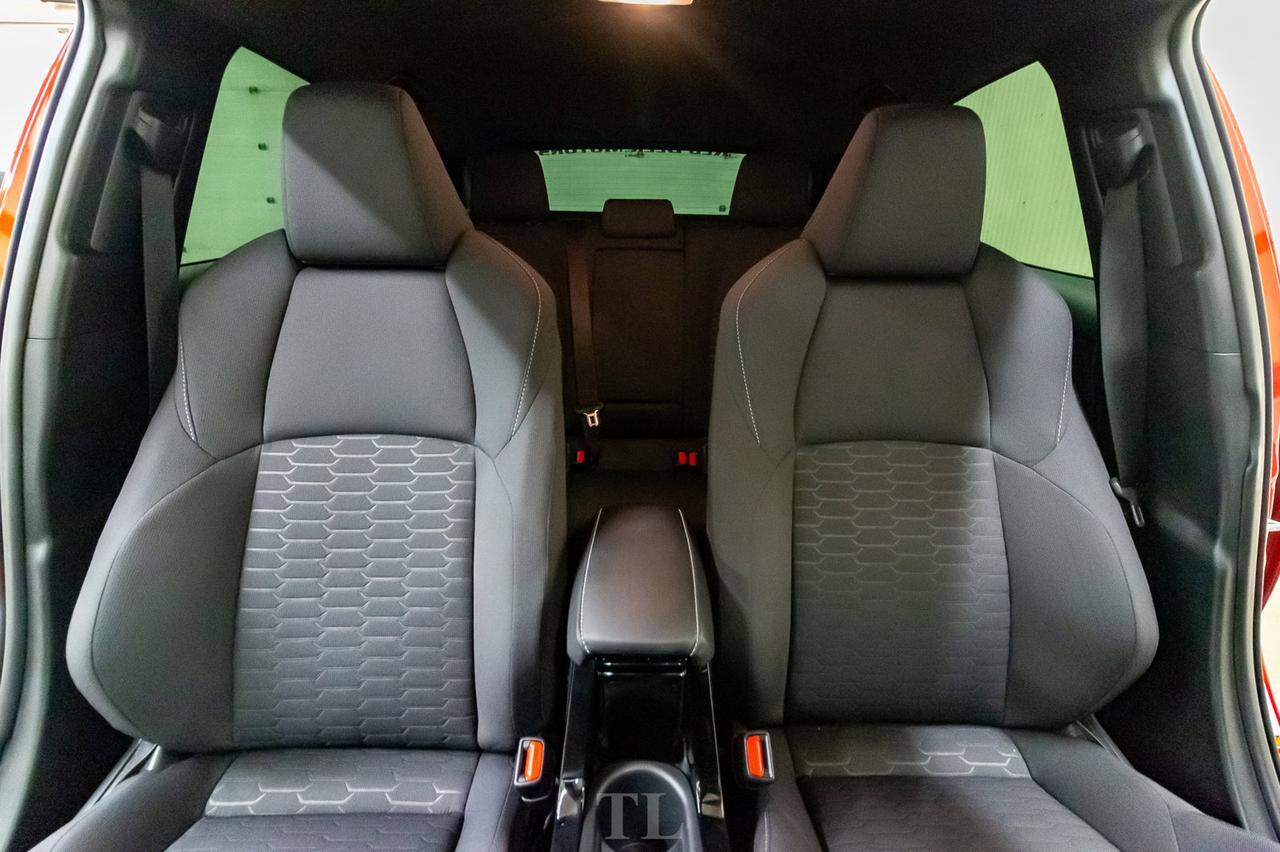 2019 Toyota Corolla SE Hatchback BCam Bluetooth Red Deer AB