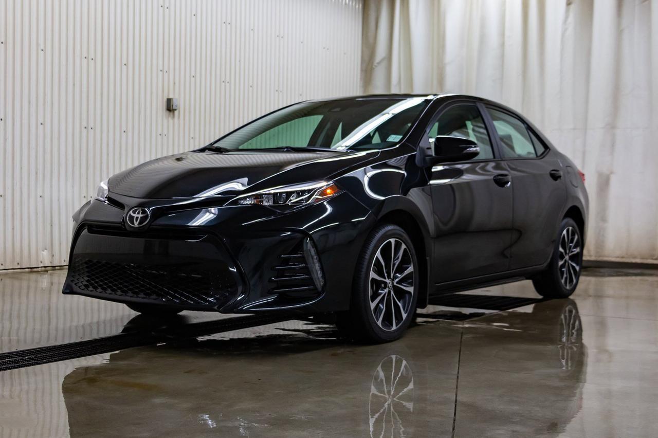 2019 Toyota Corolla SE Leatherette Roof BCam Red Deer AB