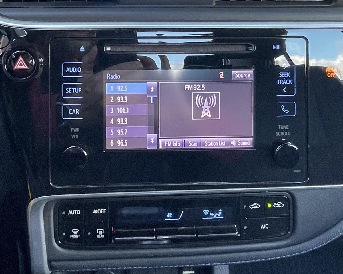 2019 Toyota Corolla SE Sedan 4D Port Orchard WA