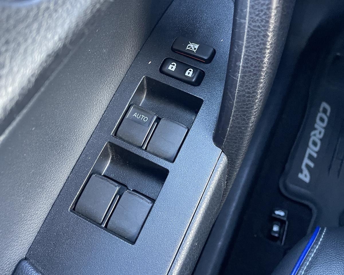 2019 Toyota Corolla SE Sedan 4D Port Orchard WA