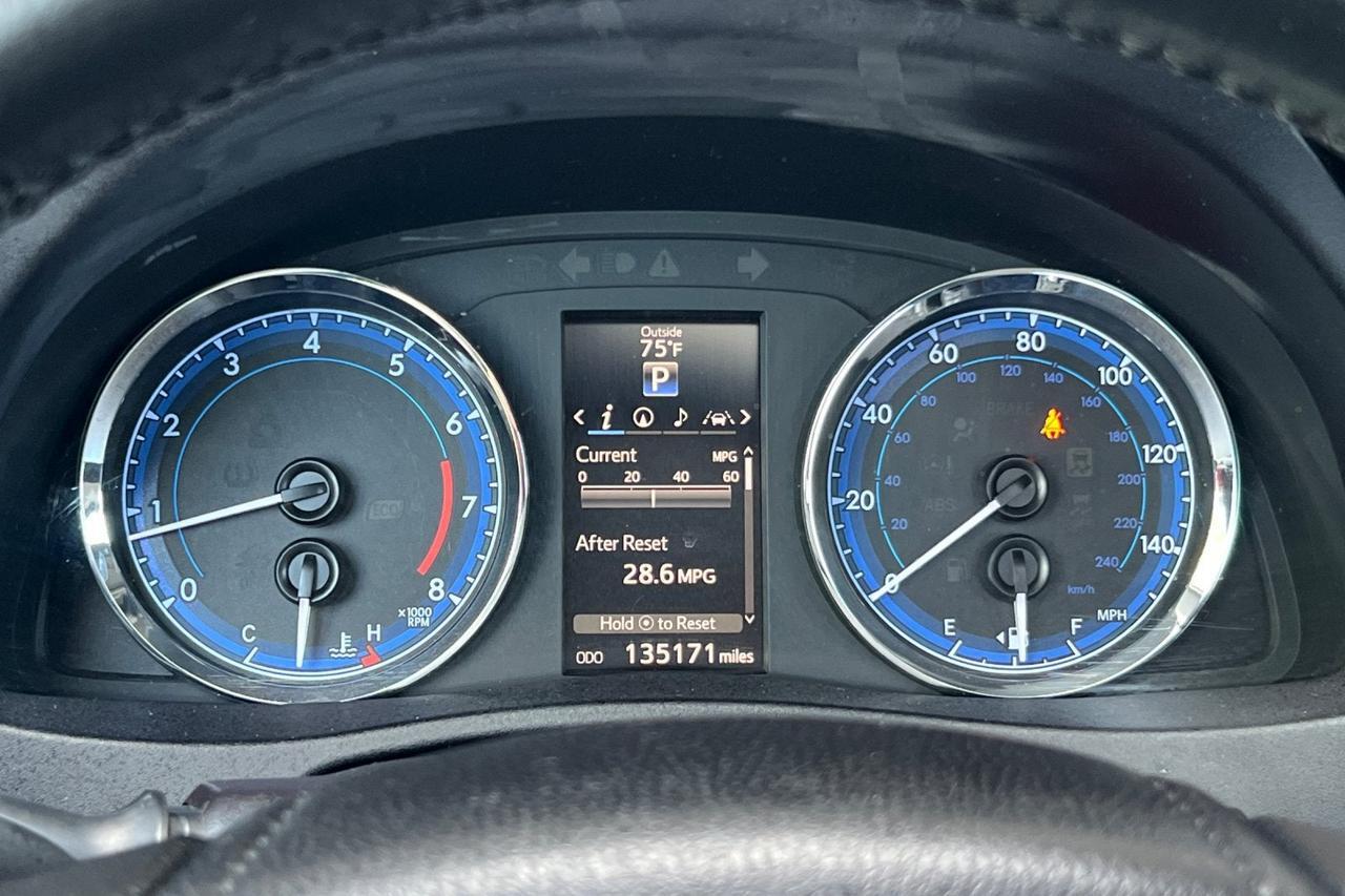2019 Toyota Corolla XLE Roseville CA