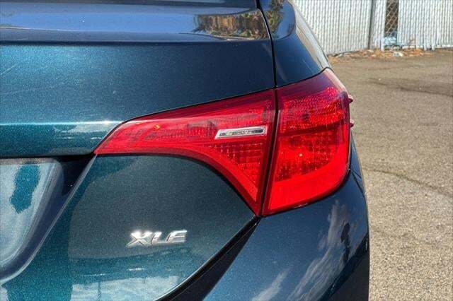 2019 Toyota Corolla XLE Roseville CA