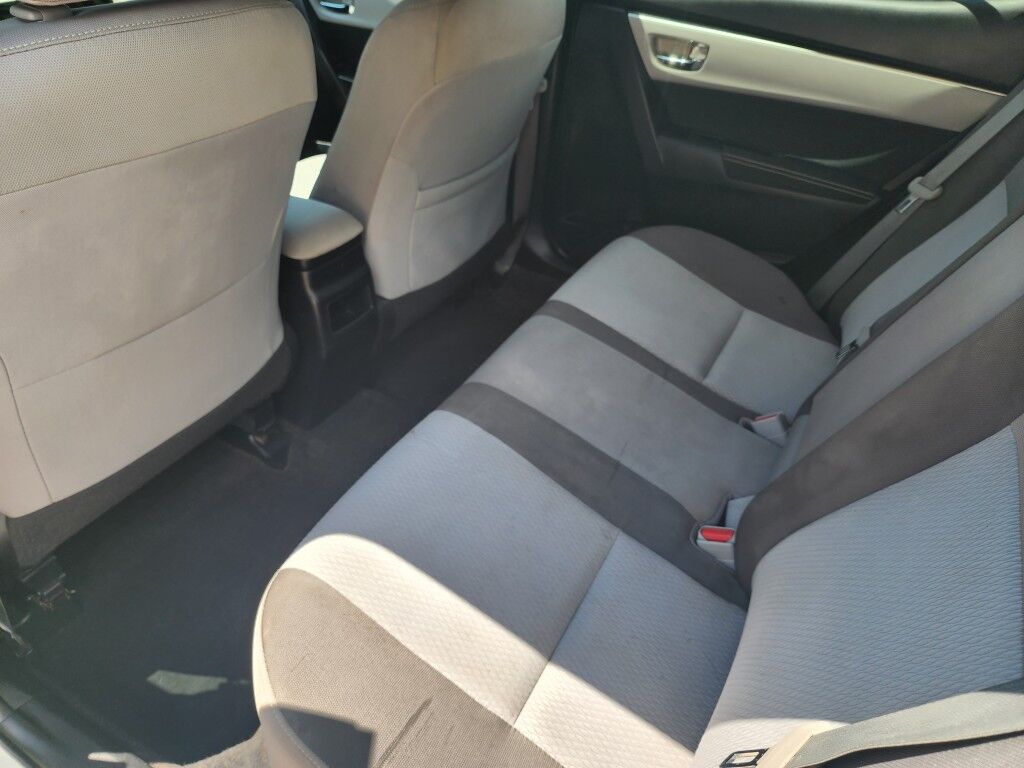 2019 Toyota Corolla XLE~ACCIDENT AVOIDANCE SYSTEMS~ADAPTIVE CRUISE CONTROL~BLUETOOTH~HEATED SIDE MIRRORS Sarasota FL