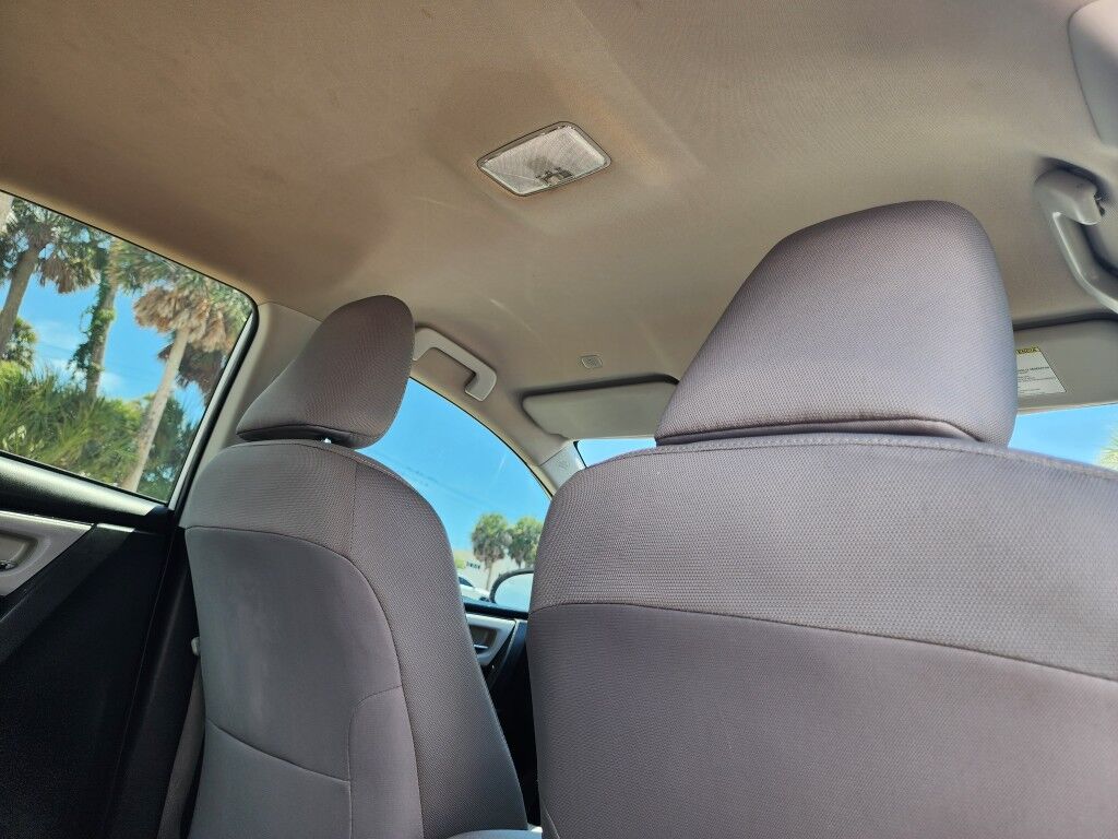 2019 Toyota Corolla XLE~ACCIDENT AVOIDANCE SYSTEMS~ADAPTIVE CRUISE CONTROL~BLUETOOTH~HEATED SIDE MIRRORS Sarasota FL