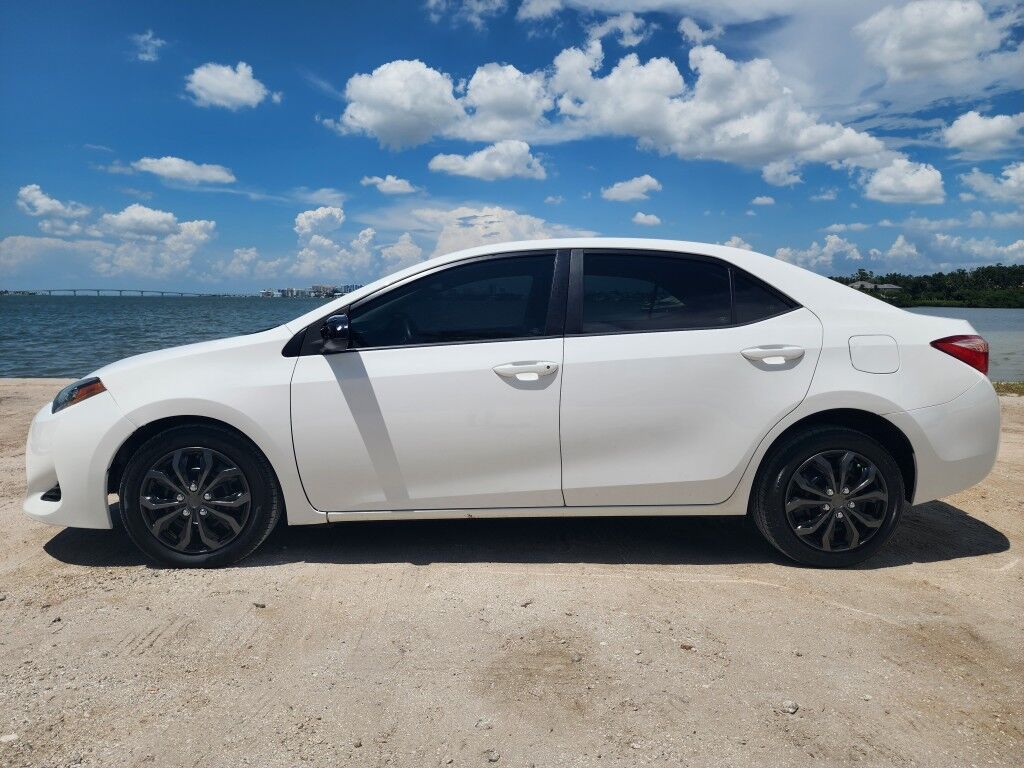 2019 Toyota Corolla XLE~ACCIDENT AVOIDANCE SYSTEMS~ADAPTIVE CRUISE CONTROL~BLUETOOTH~HEATED SIDE MIRRORS Sarasota FL