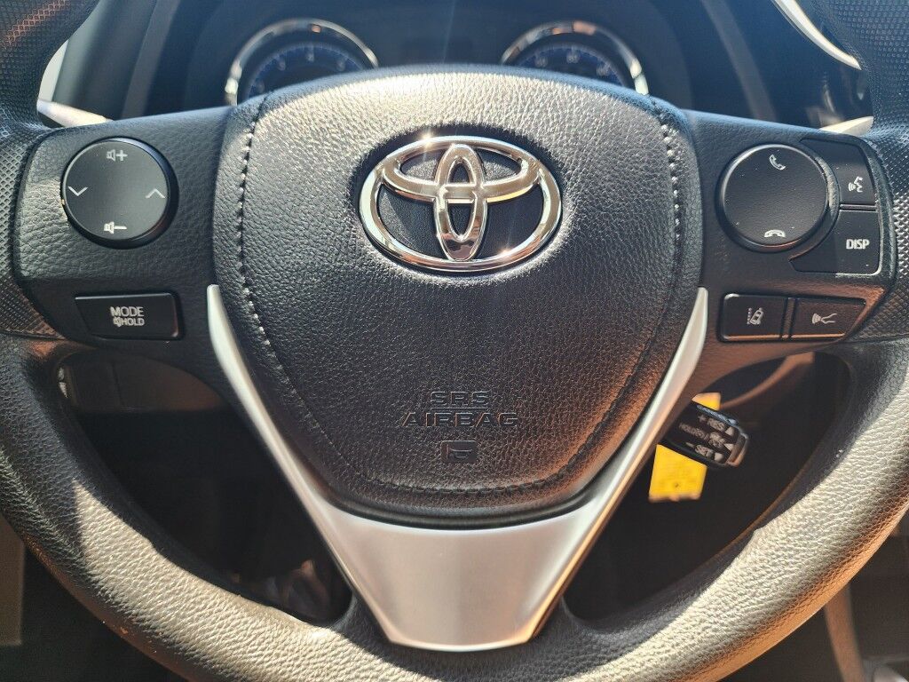 2019 Toyota Corolla XLE~ACCIDENT AVOIDANCE SYSTEMS~ADAPTIVE CRUISE CONTROL~BLUETOOTH~HEATED SIDE MIRRORS Sarasota FL