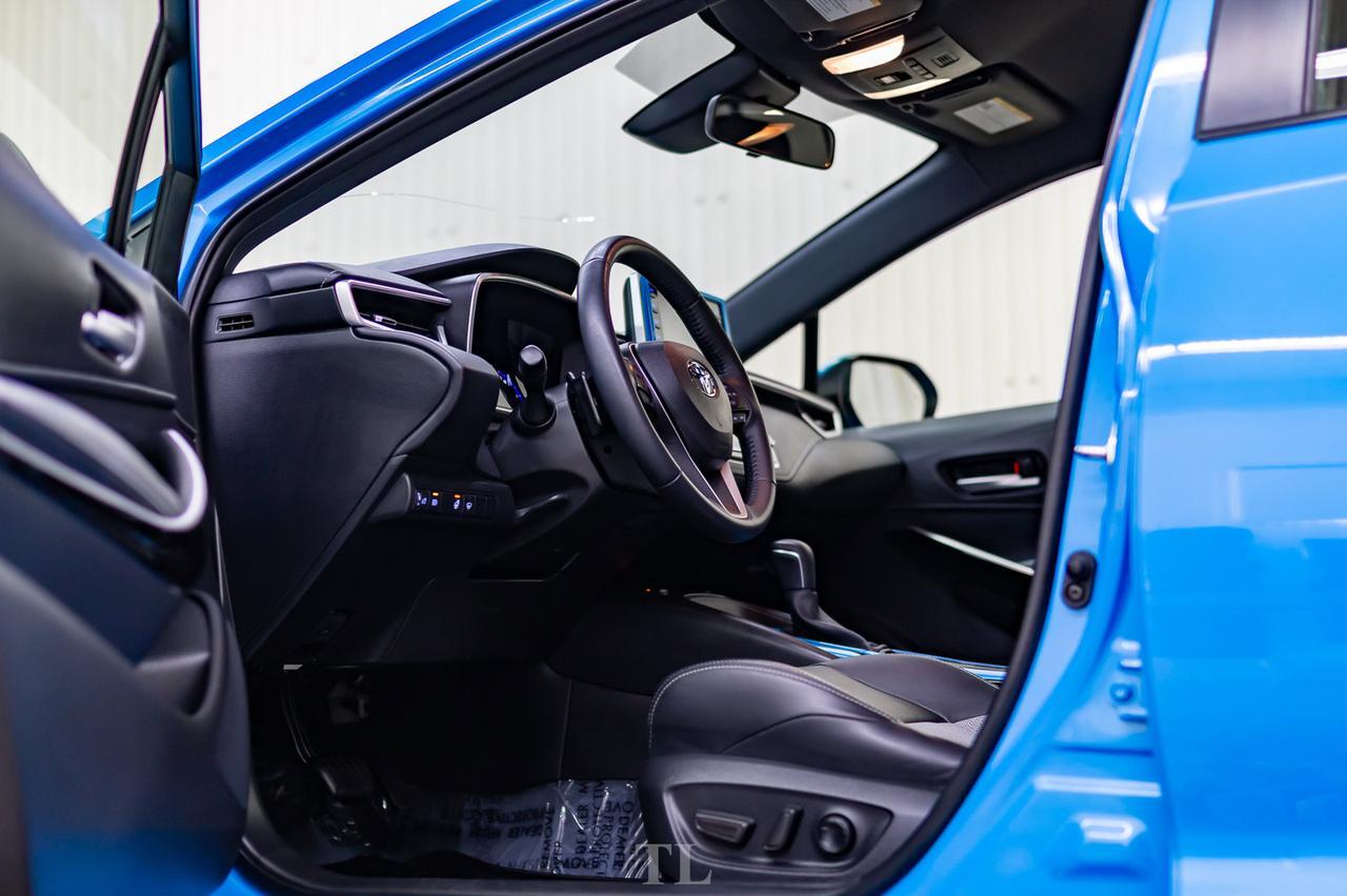 2019 Toyota Corolla XSE Hatchback Nav BCam Red Deer AB