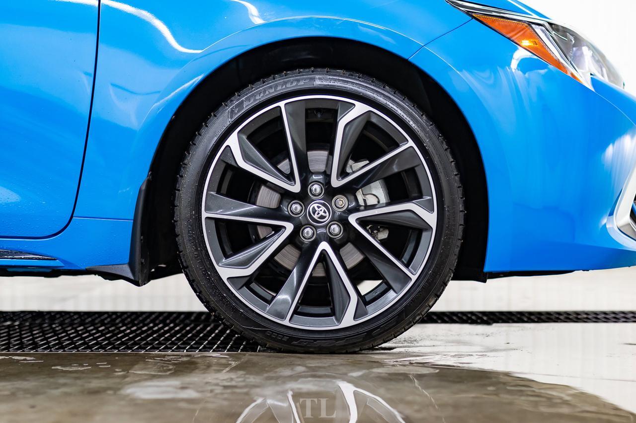 2019 Toyota Corolla XSE Hatchback Nav BCam Red Deer AB