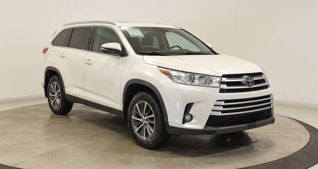 2019 Toyota Highlander Akron