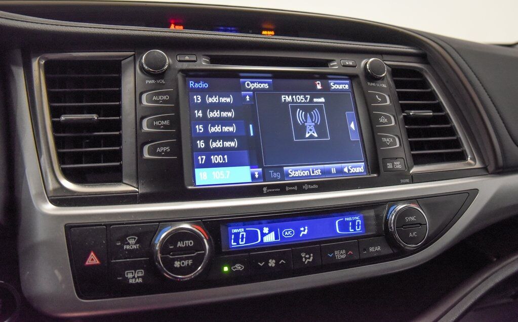 2019 Toyota Highlander Akron